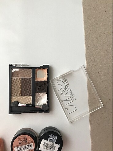 Beden Maybelline krem far ve nyc far paleti