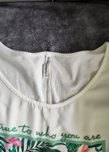 BSL FASHION Yeşil Desenli Kısa Kollu Kadın Tişört