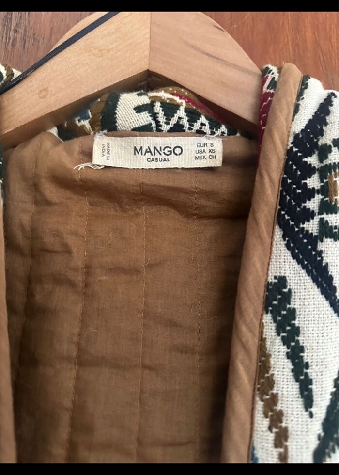 Mango Etnik Desenli Kaban - Görsel 3