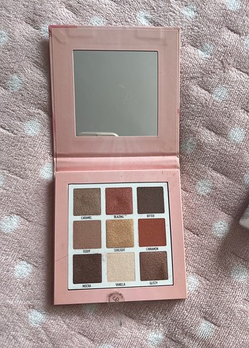 Makyaj bakım malzemeleri - Görsel 19