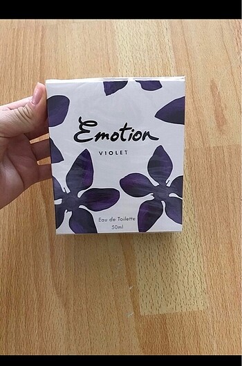Emotion bayan parfümü