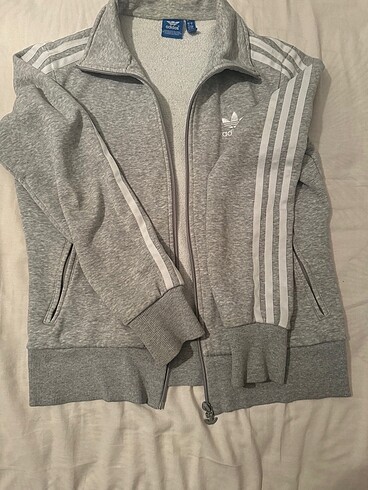 s Beden Adidas hırka