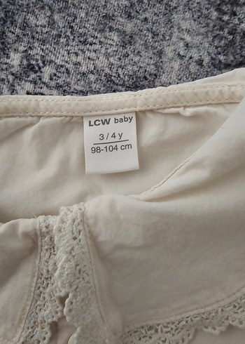 Kız Çocuk Beyaz Düğmeli Keten Gömlek - Görsel 2