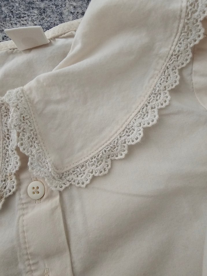 Kız Çocuk Beyaz Düğmeli Keten Gömlek - Görsel 3