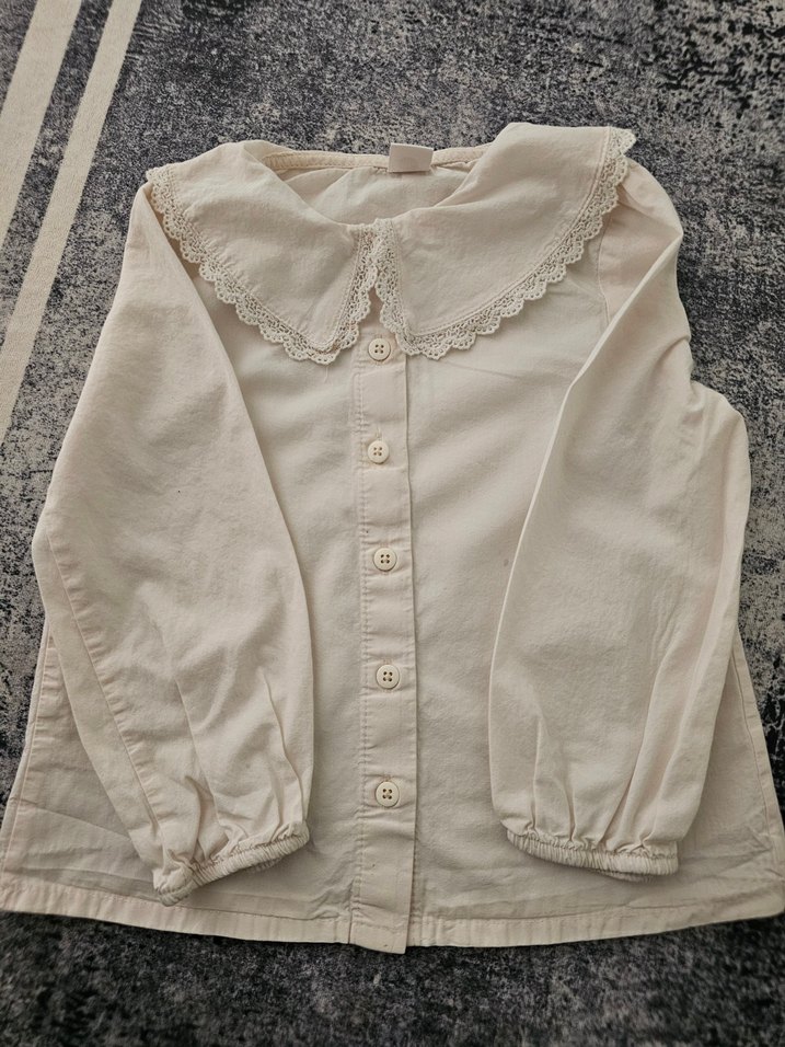 Kız Çocuk Beyaz Düğmeli Keten Gömlek - Görsel 4