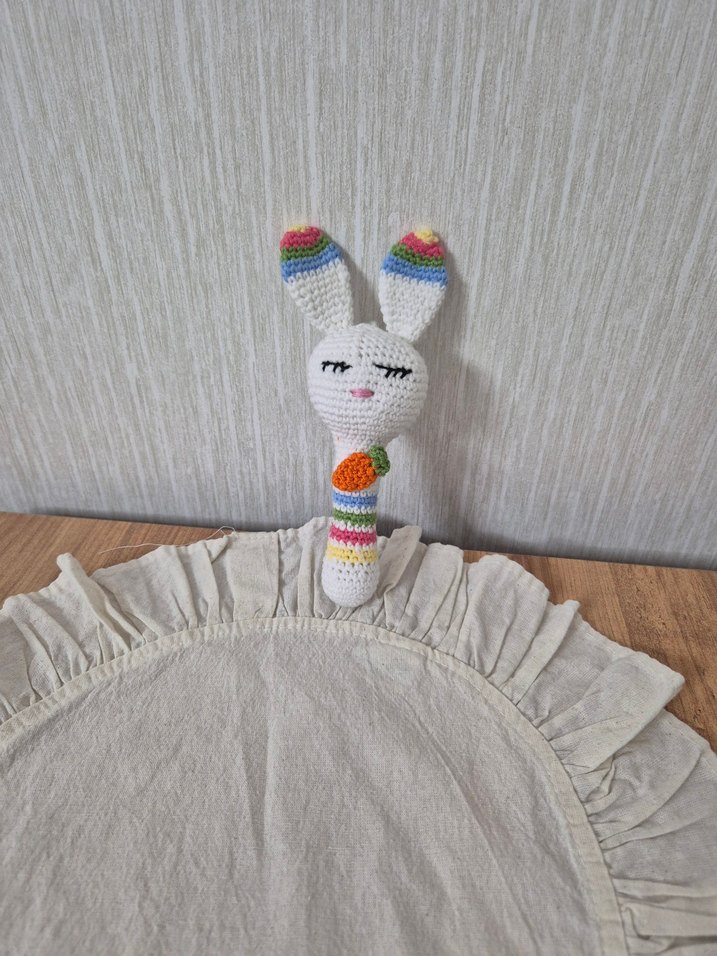 Renkli Örgü Tavşan Diş Kaşıyıcı Oyuncak - Görsel 5