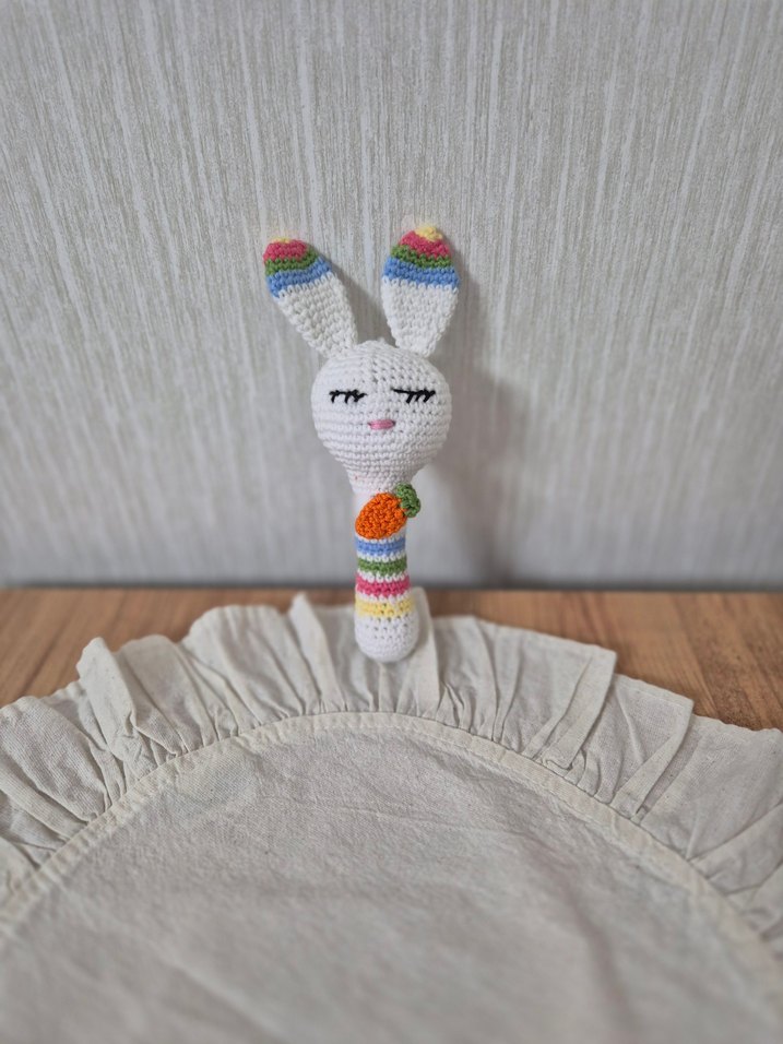 Renkli Örgü Tavşan Diş Kaşıyıcı Oyuncak - Görsel 2