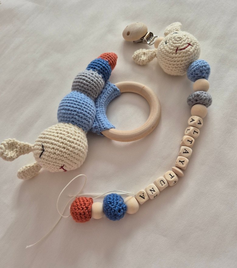 Renkli Örgü Diş Kaşıyıcı ve Çıngırak Seti - Görsel 2