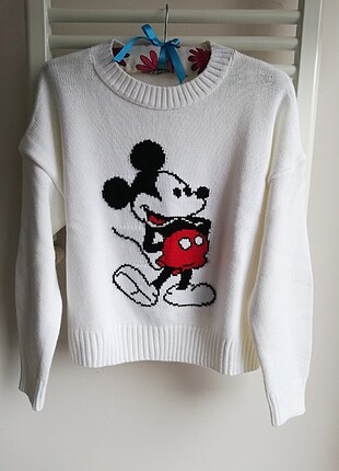 Mickey Mouse işlemeli kazak 