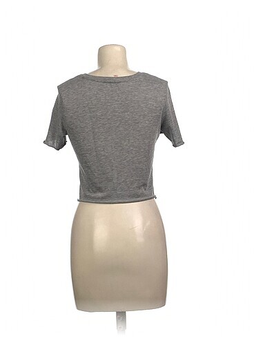 s Beden Koton T-shirt %70 İndirimli.