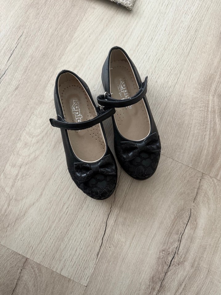 Kız Çocuk Siyah Yılan Desenli Tokalı Babet - Görsel 3