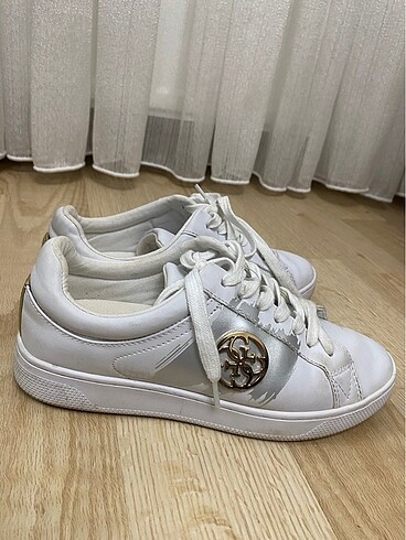 Guess spor ayakkabı