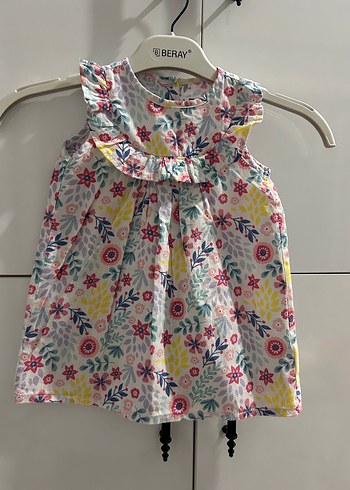 Çiçek Desenli Kolsuz Kız Elbisesi - Görsel 3