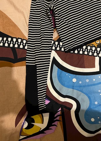 Bershka Kadın Siyah Çizgili Uzun Kollu Tişört