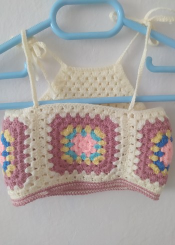  Beden Nakışlı Pastel Renkli Bebek askılı crop