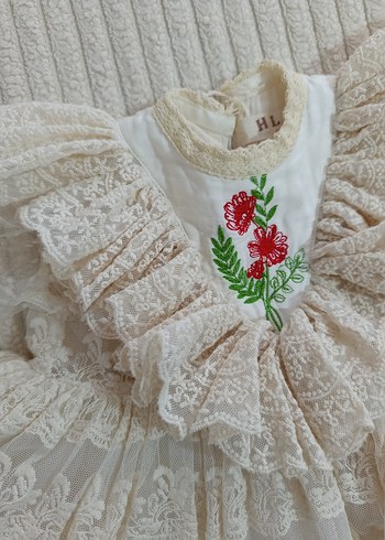Dantel İşlemeli Beyaz Bohem Kız Bebek Elbisesi - Görsel 2
