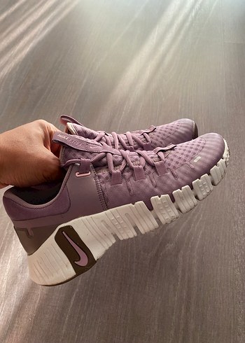 ORJİNAL Nike Free Metcon 5 MOR LİLA BEYAZ - Görsel 3