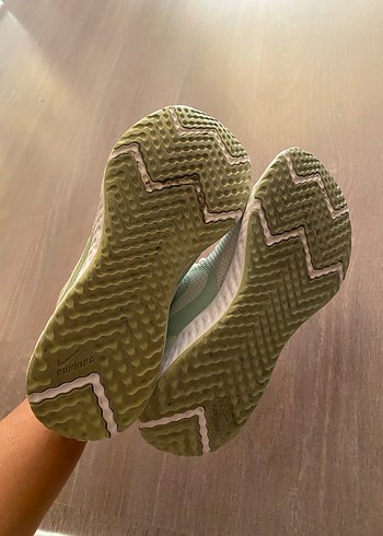 NİKE REVOLUTION 5 KADIN KOŞU YÜRÜYÜŞ AYAKKABISI - Görsel 6