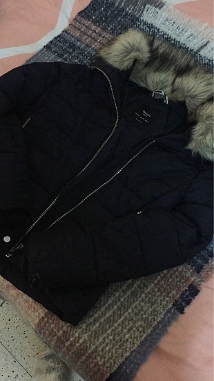 Bershka mont????