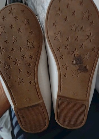 Kız Çocuk Beyaz Lastikli Babet Ayakkabı - Görsel 3