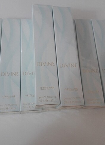 Oriflame ORİFLAME Divine bayan parfümü