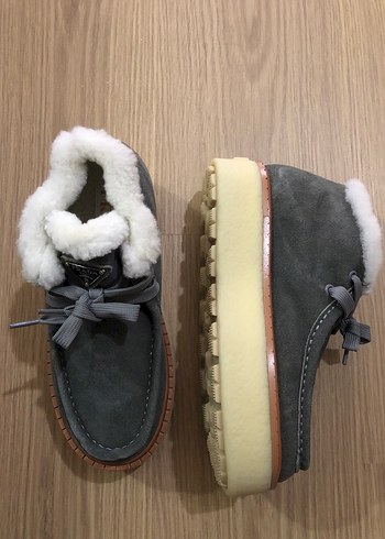 Prada Gri Suet Kadin Botu