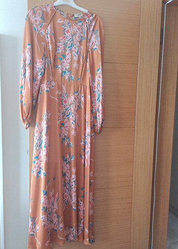 Bej Çiçek Desenli Uzun Bohem Elbise - Görsel 2