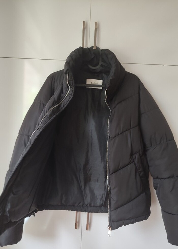 Siyah Şişme Mont - Görsel 2