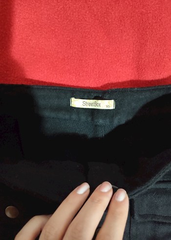 Düğmeli Siyah Süet Mini Etek - Görsel 2