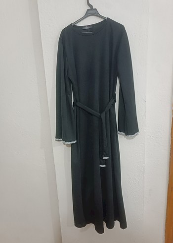 Siyah Uzun Kollu Uzun Elbise