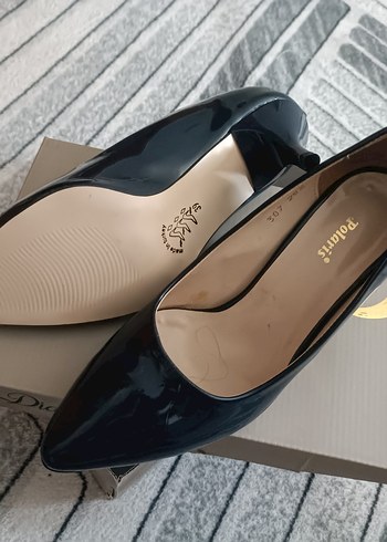 Polaris Parlak Lacivert Stiletto Kadın Topuklu