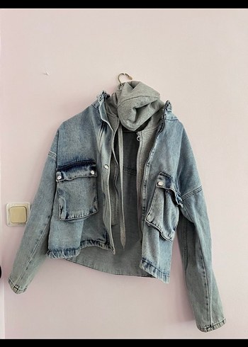 Kadın Gri Kemerli Kısa Denim Ceket