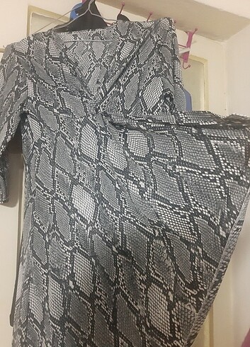 Yep yeni, esnek ışıltılı desenli şık elbise  alan.pişman olmaz. - Görsel 5