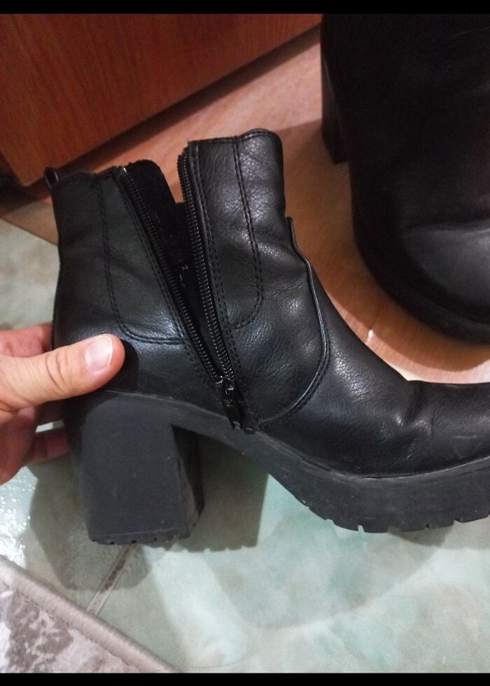 Kadin siyah bot - Görsel 3