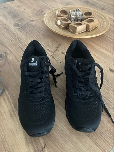 Tonny black marka spor ayakkabı #sporayakkabı