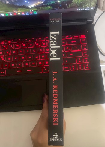 Katiller Çetesi - Izabel - Görsel 4