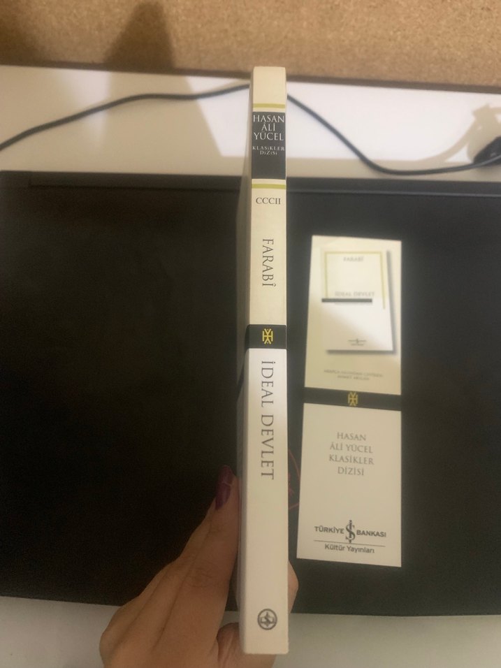 Farabi - İdeal Devlet Kitabı - Görsel 3