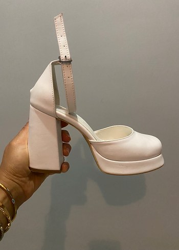 Beyaz Platform Topuklu Kadın Ayakkabı - Görsel 3