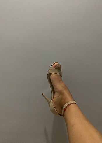 Bej İnce Topuklu Kadın Abiye Ayakkabı - Görsel 3