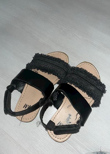 Kız Çocuk Siyah Fırfırlı Bohem Sandalet - Görsel 3