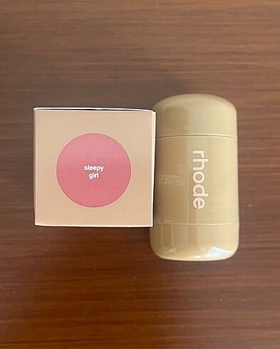 Rhode Sleepy Girl Pocket Blush