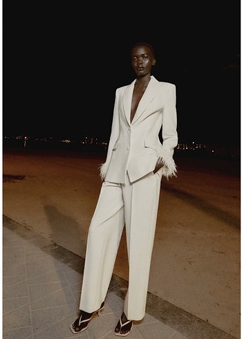 Zara Vatkali Tuylu Mansetli Blazer