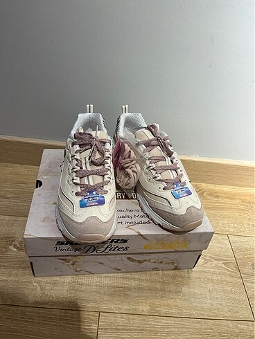 Skechers d lites spor ayakkabı