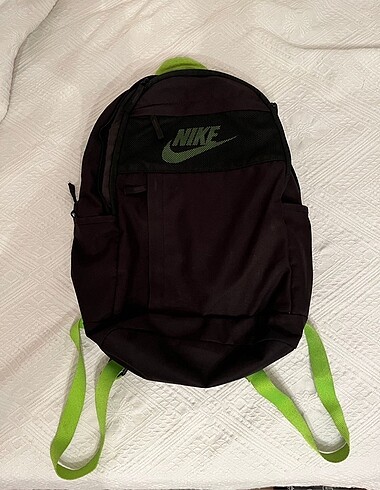 nike orjin çanta