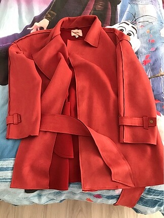 trenchcoat