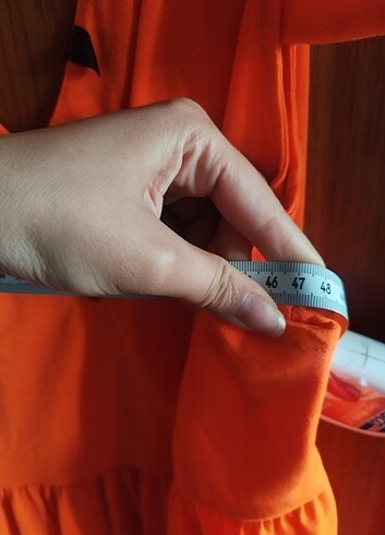 xxl Beden Askısı İp Bağlamalı V Yaka Fırfır Detaylı Elbise