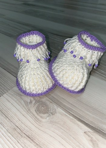 Mor Detaylı Örgü Kız Bebek Patik - Görsel 2