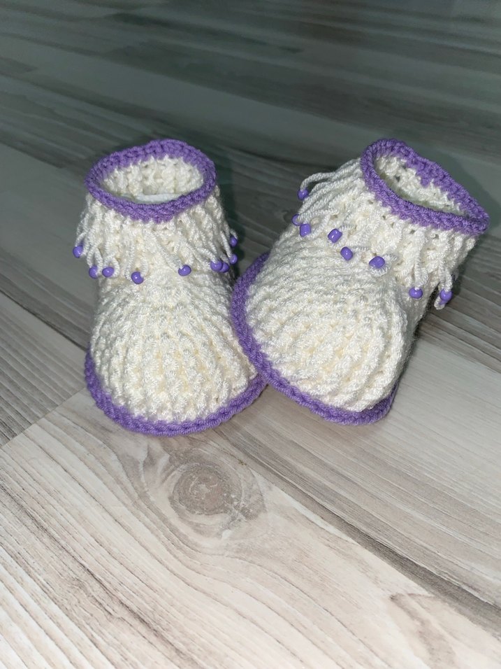 Mor Detaylı Örgü Kız Bebek Patik - Görsel 2