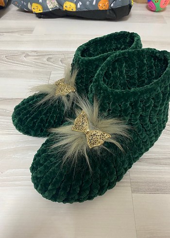 Yeşil Örgü Kadın Ev botu - Görsel 4