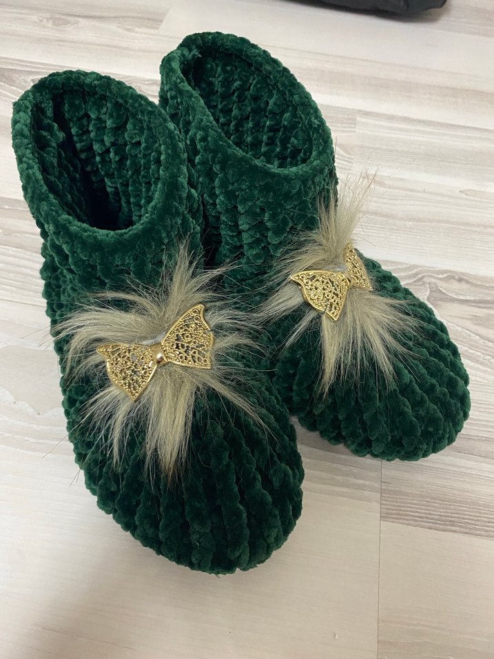 Yeşil Örgü Kadın Ev botu - Görsel 3